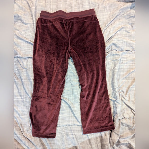 Lularoe Crystal - Crop Velour Pants - Picture 4 of 5
